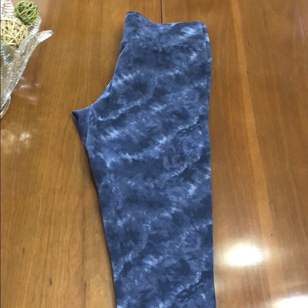 Blue Capris - Picture 4 of 4
